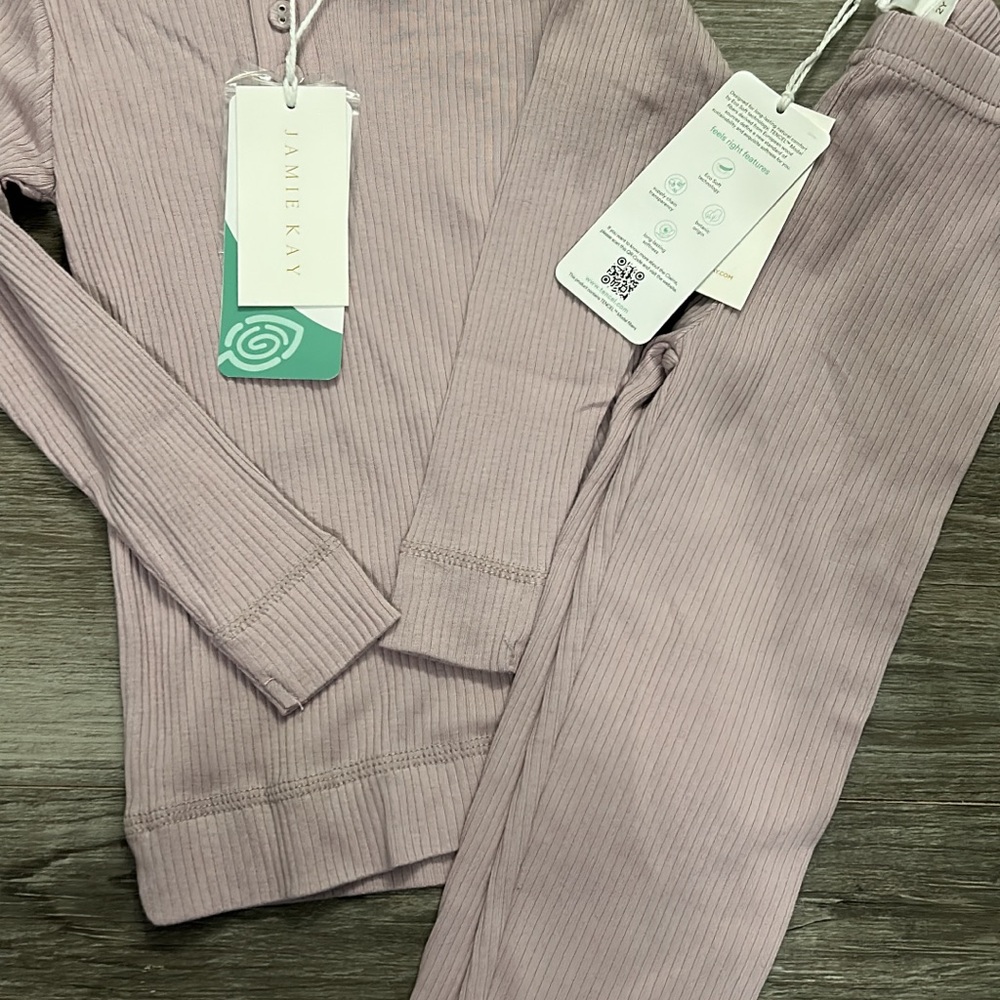 Jamie Kay Ribbed Pajama Set in Lavender